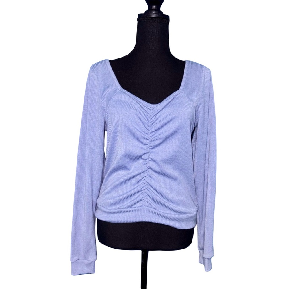 Women’s chance sweetheart neckline rouged fit long sleeve sz L shirt